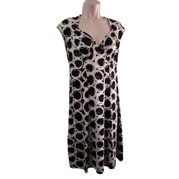 Banana Republic Silk Blend Jersey Abstract Fit Flare Dress Black White Sz S EUC - Picture 1 of 13
